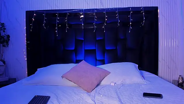 MaximusDick1  online show from March 30, 2026, 12:17 pm