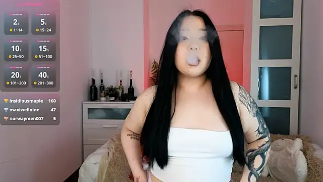 mei honey  online show from March 4, 2025, 5:24 pm