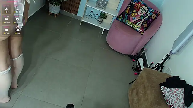 Dalila Sky online show from October 31, 2025, 6:15 pm