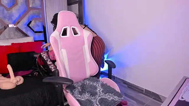 BRITHANY SPARK online show from March 5, 2025, 8:10 pm