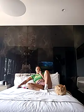 devi black13  online show from October 9, 2025, 5:24 pm