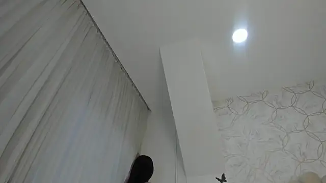 Foxy200   online show from March 10, 2025, 11:06 pm