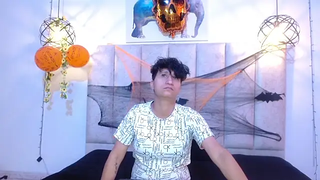 Im Milan Rs online show from October 31, 2025, 8:05 pm