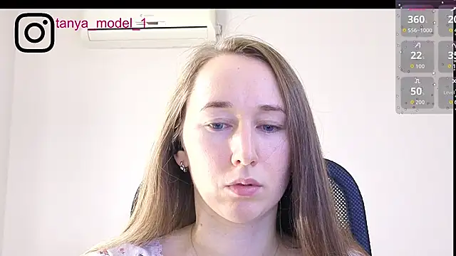 --Model--2 online show from November 19, 2025, 1:49 am