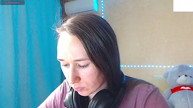 --Model--2 online show from February 11, 2025, 11:22 pm