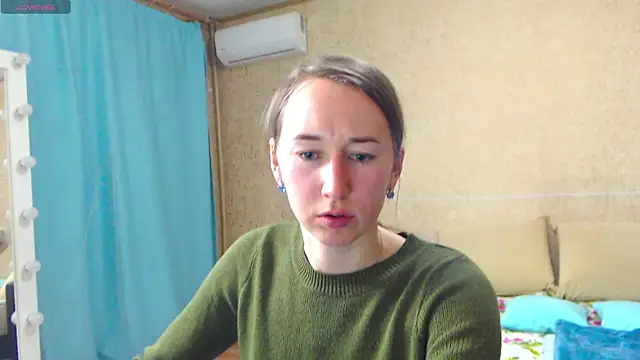 --Model--2 online show from March 1, 2025, 9:04 pm