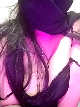 nadya-74 online show from September 12, 2025, 10:53 pm