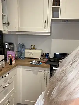 carlaaa online show from September 14, 2025, 8:20 pm