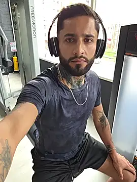 Snapshot of christangel_96_ chatting on August 3, 2026, 6:58 pm christangel 96 online show from August 3, 2026, 6:58 pm