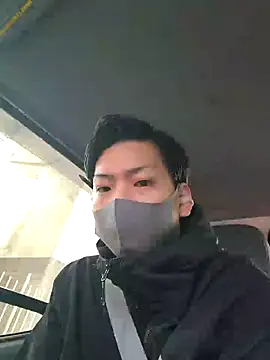 da--------i online show from December 3, 2024, 10:45 pm