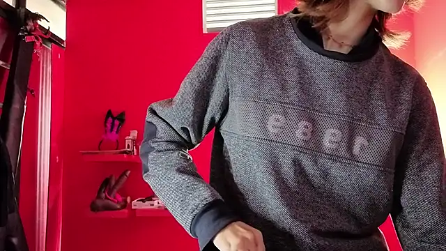 Ambar Roux  online show from February 27, 2026, 12:49 pm