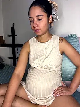 Snapshot of _Luana chatting on January 17, 2026, 3:10 am Luana online show from January 17, 2026, 3:10 am