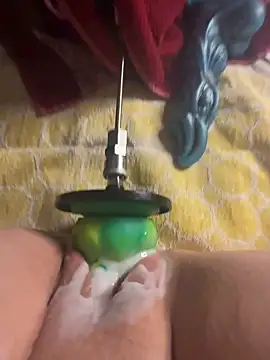 luisa1 online show from September 25, 2025, 6:14 pm