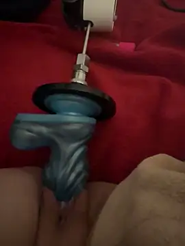 luisa1 online show from October 26, 2025, 8:20 pm