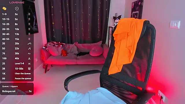 Bunny  of love online show from March 12, 2025, 7:47 pm