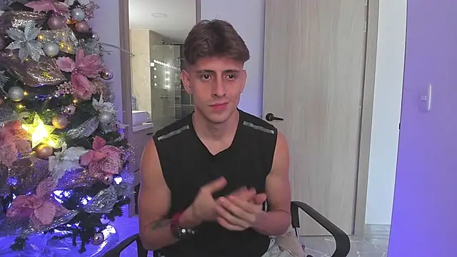 Jasperjoness online show from December 13, 2024, 9:51 pm