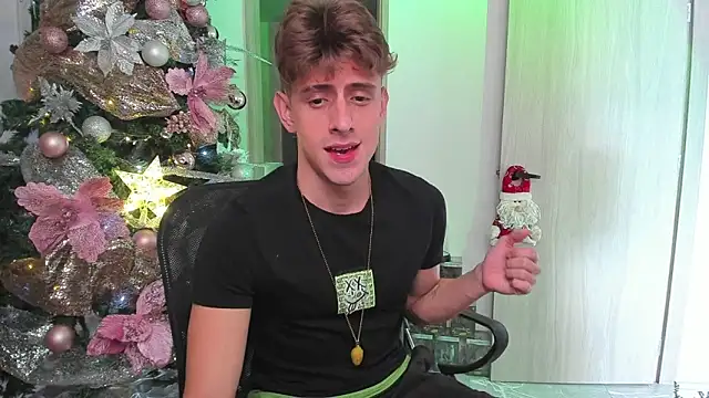 Jasperjoness online show from December 18, 2024, 5:52 pm