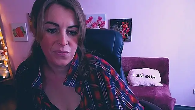 Snapshot of Hot_Milady chatting on February 7, 2025, 8:01 am Hot Milady online show from February 7, 2025, 8:01 am