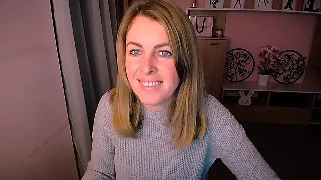 Snapshot of Hot_Milady chatting on January 14, 2025, 8:09 am Hot Milady online show from January 14, 2025, 8:09 am