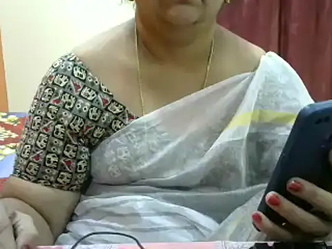 Snapshot of Naughty_Nityaa chatting on February 15, 2025, 2:44 pm Naughty Nityaa online show from February 15, 2025, 2:44 pm