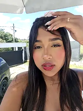 Snapshot of Mariangel_11 chatting on September 23, 2025, 2:13 pm Mariangel 11 online show from September 23, 2025, 2:13 pm