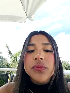 Snapshot of Mariangel_11 chatting on September 11, 2025, 2:06 pm Mariangel 11 online show from September 11, 2025, 2:06 pm