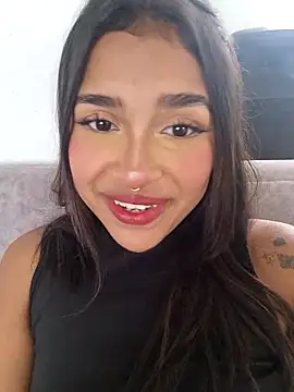 Snapshot of Mariangel_11 chatting on March 11, 2025, 2:18 pm Mariangel 11 online show from March 11, 2025, 2:18 pm