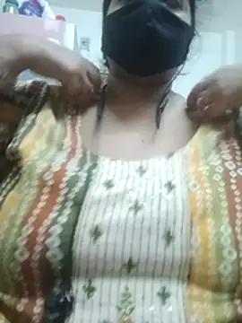 zeepe19 online show from March 27, 2026, 5:36 pm