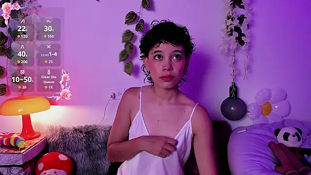 fernanda indie online show from September 22, 2025, 9:54 pm