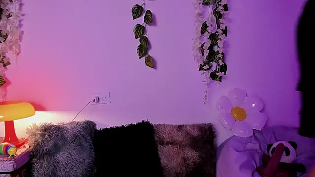 fernanda indie online show from October 18, 2025, 7:38 pm