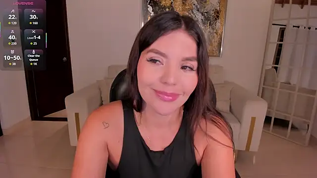 ValeriaRoldanX online show from November 12, 2025, 3:21 am