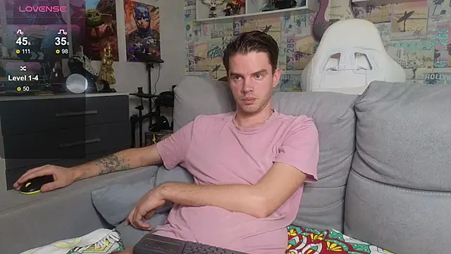 Mike Burn online show from November 17, 2025, 12:42 pm