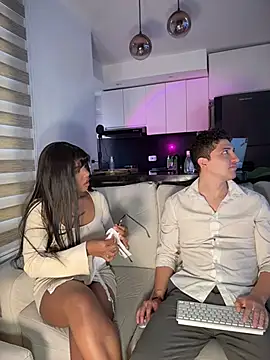 tiana nave online show from April 1, 2026, 9:01 pm