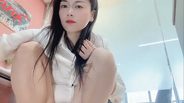 QianF-666 online show from March 12, 2026, 2:06 am