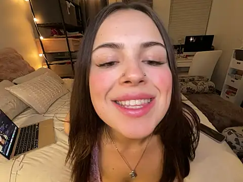 biancasuger online show from February 23, 2025, 5:23 am