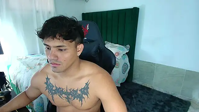 man dur07 online show from March 13, 2026, 9:31 pm