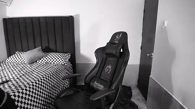 man dur07 online show from October 30, 2025, 10:50 pm