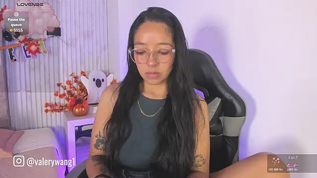 Valery wang online show from October 22, 2025, 11:53 am