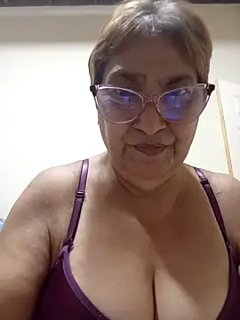 florecita69 online show from February 22, 2026, 8:54 pm