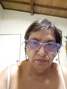 florecita69 online show from October 19, 2025, 1:41 am