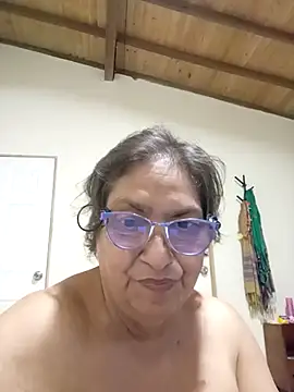 florecita69 online show from October 17, 2025, 2:37 am