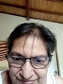 florecita69 online show from March 20, 2025, 3:58 pm