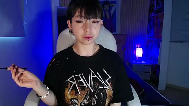 kittyhouse hs online show from September 18, 2025, 9:40 pm