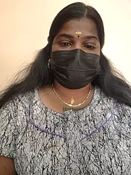 Snapshot of sulekha-mallu chatting on September 10, 2025, 3:27 am sulekha-mallu online show from September 10, 2025, 3:27 am