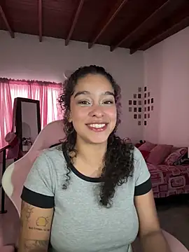 Snapshot of Arteatenea__ chatting on May 31, 2026, 7:14 pm Arteatenea online show from May 31, 2026, 7:14 pm