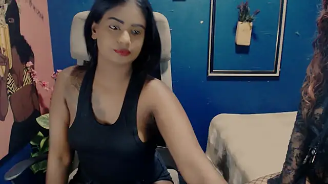 Snapshot of Littleindianmilf chatting on September 26, 2025, 8:54 am Littleindianmilf online show from September 26, 2025, 8:54 am