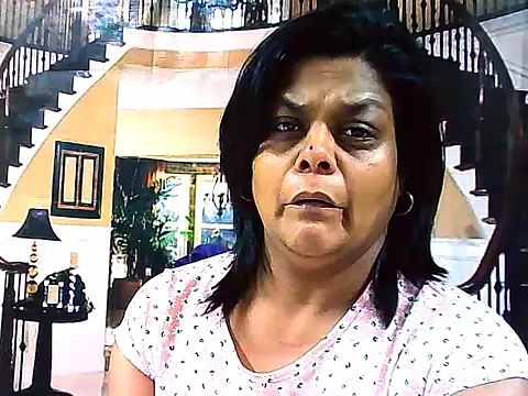 indianCherryPie online show from October 22, 2025, 5:40 am