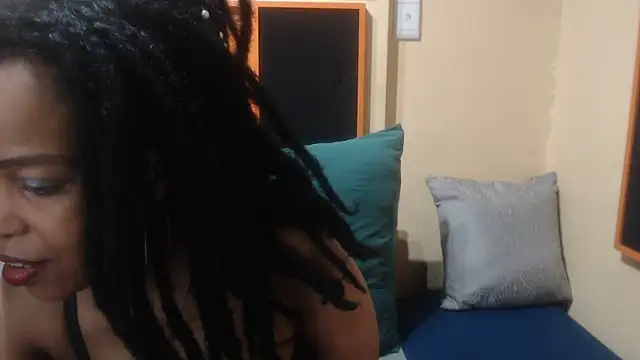 Snapshot of AssSeductress43 chatting on June 2, 2026, 3:28 am AssSeductress43 online show from June 2, 2026, 3:28 am