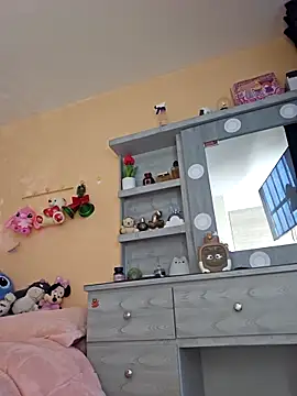 Selena blake online show from December 18, 2025, 9:51 pm