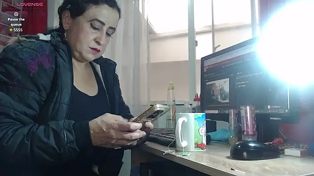 anita s3x online show from October 3, 2025, 11:34 am